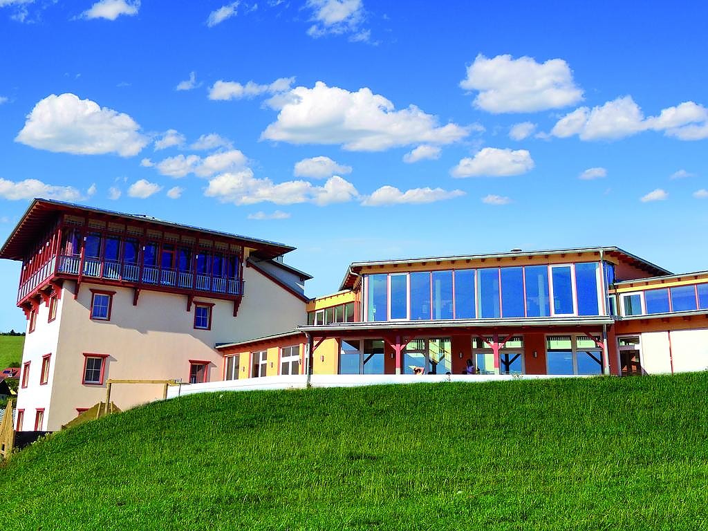 Regionalzimmer.at - JUFA Hotel Knappenberg