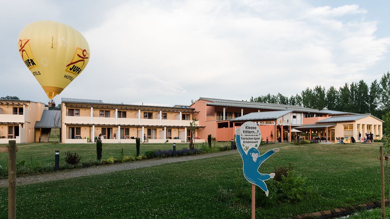 Regionalzimmer.at - JUFA Hotel Stubenbergsee