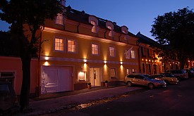 Regionalzimmer.at - Winzerhotel Gumpoldskirchen