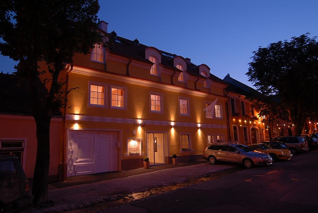 Regionalzimmer.at - Winzerhotel Gumpoldskirchen