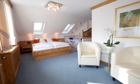Regionalzimmer.at - Pension Knoll am Attersee - Junior Suite