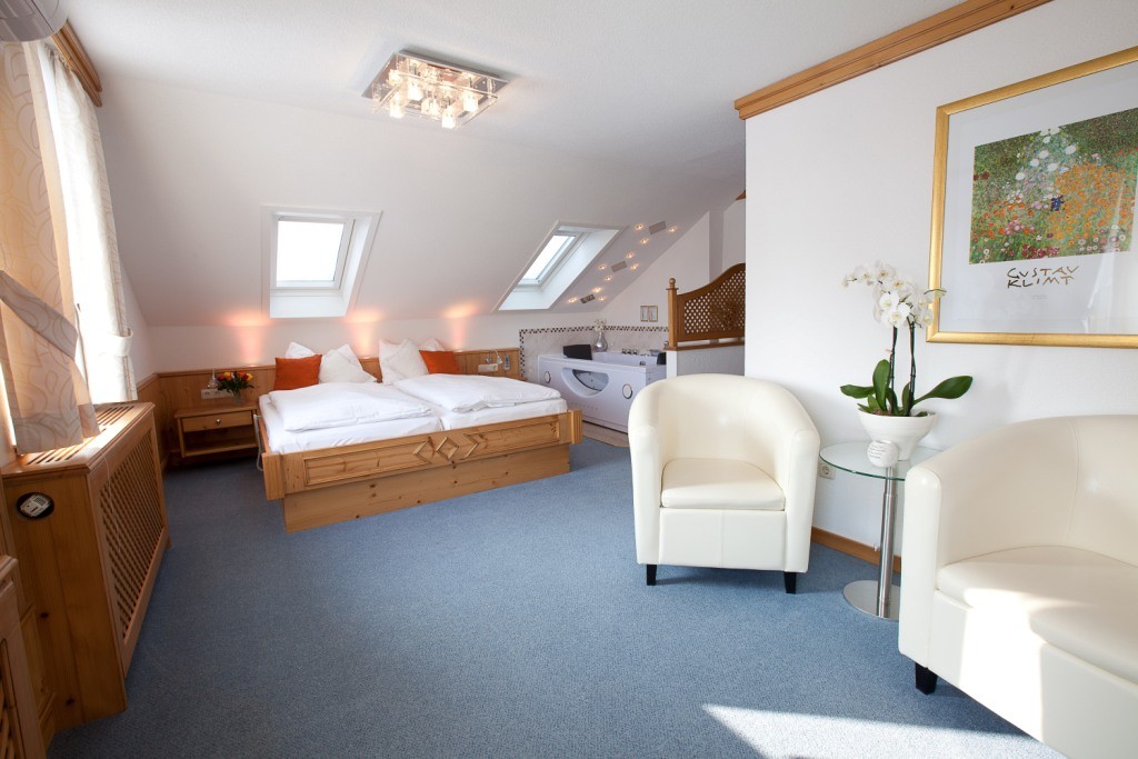 Regionalzimmer.at - Pension Knoll am Attersee - Junior Suite